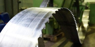 Широкое Ленточное Пильное полотно по дереву для профессиональных пилорам Uddeholm (Швеция) 110*1,1*35